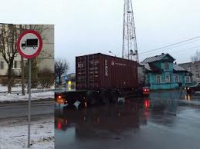Орловская область в апреле также ограничит грузовой транспорт
