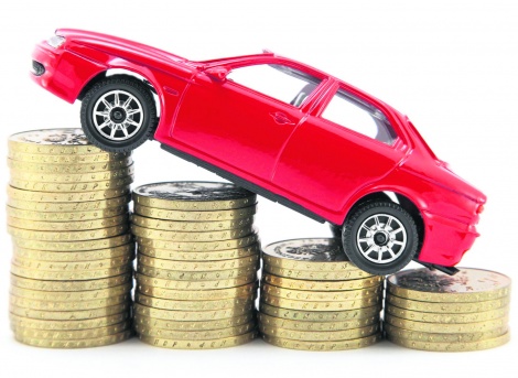 Российские автолюбители начали экономить на автомобилях
